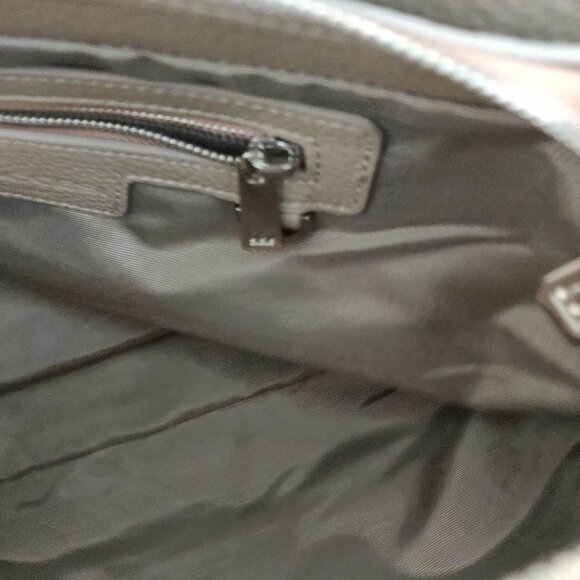 Massaccesi Minerva Midi Bag in Pebbled Taupe - Picture 8 of 11